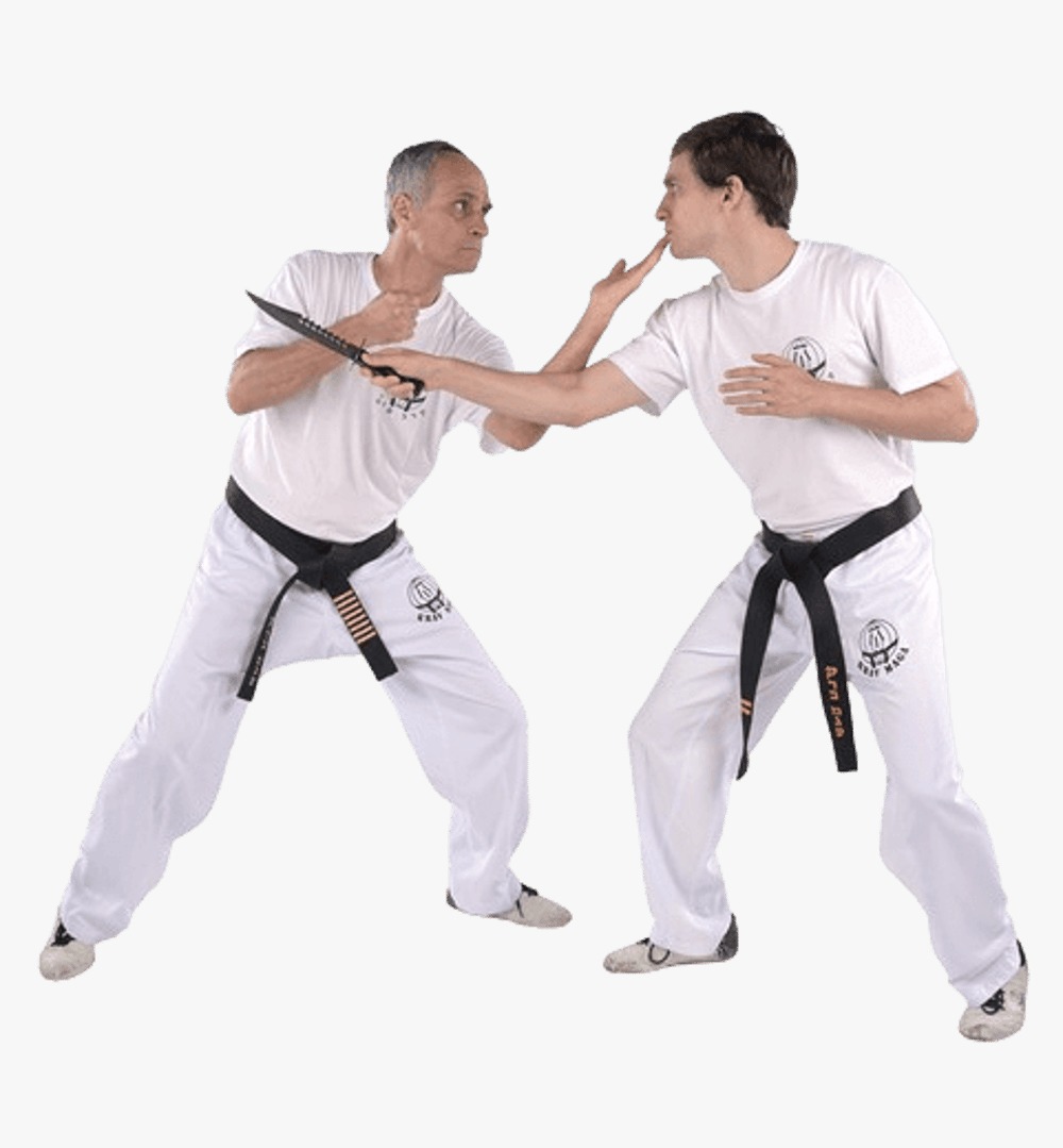 Instrutores de Krav Maga demonstrando técnica de defesa contra faca no Studio Livel
